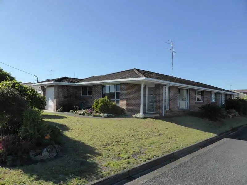 Main view of Homely villa listing, 2/16 North Street, Tuncurry NSW 2428