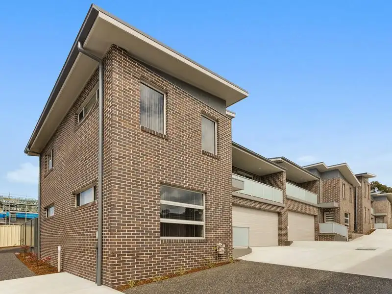 Main view of Homely townhouse listing, 4/30 Falcon Street, Blackbutt NSW 2529