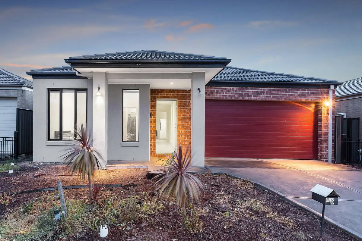 Main view of Homely house listing, 5 Beaurepaire Drive, Point Cook VIC 3030