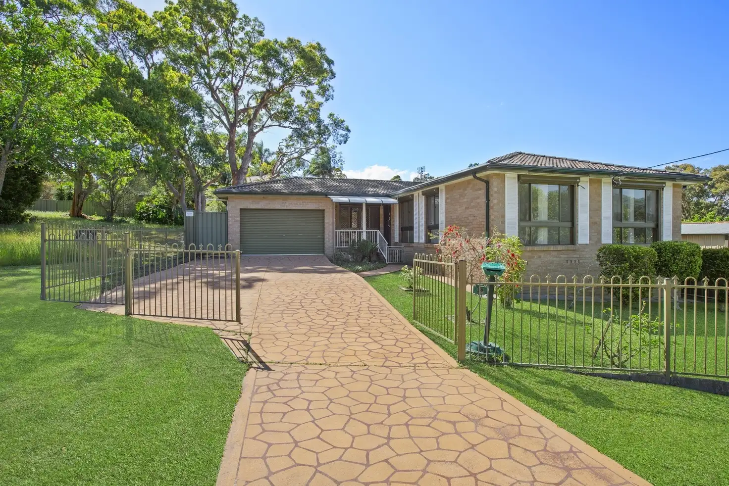 Main view of Homely house listing, 10 Parkview Place, Bateau Bay NSW 2261
