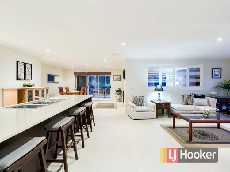 Fifth view of Homely house listing, 6 Lytham Court, Cranbourne VIC 3977