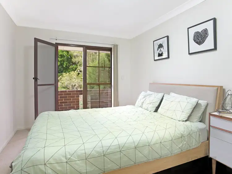 Third view of Homely townhouse listing, 2/33 Palomar Parade, Freshwater NSW 2096