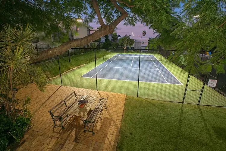 91 Ashby Street, Fairfield QLD 4103