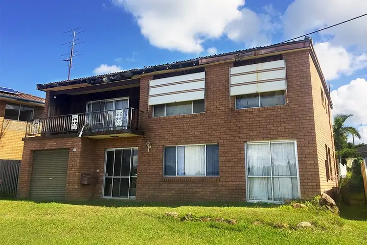 16 Gwydir Street, Bateau Bay NSW 2261