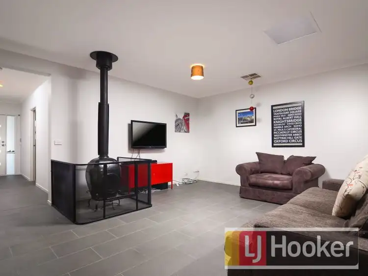 Sixth view of Homely house listing, 10 Jefferson Avenue, Cranbourne North VIC 3977