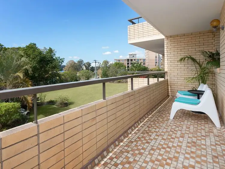 Fifth view of Homely unit listing, 8/36 Jerdanefield Road, St Lucia QLD 4067