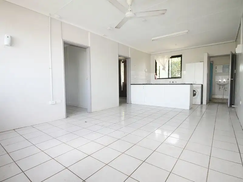 Main view of Homely block of units listing, 21 Victoria Highway, Katherine NT 850