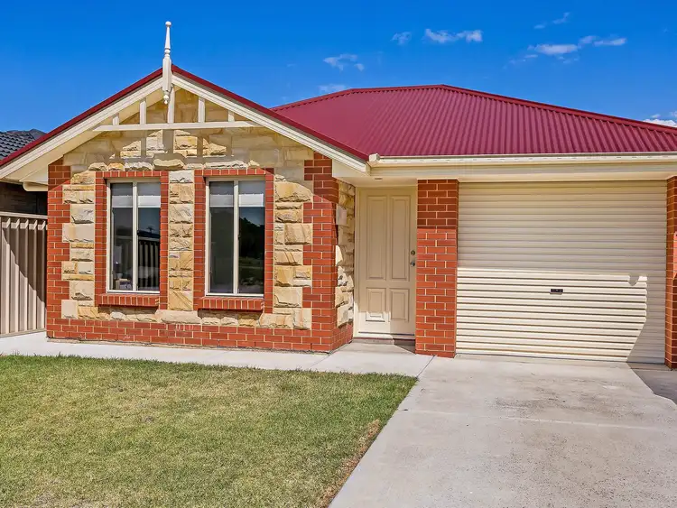 2a Cameron Avenue, Findon SA 5023