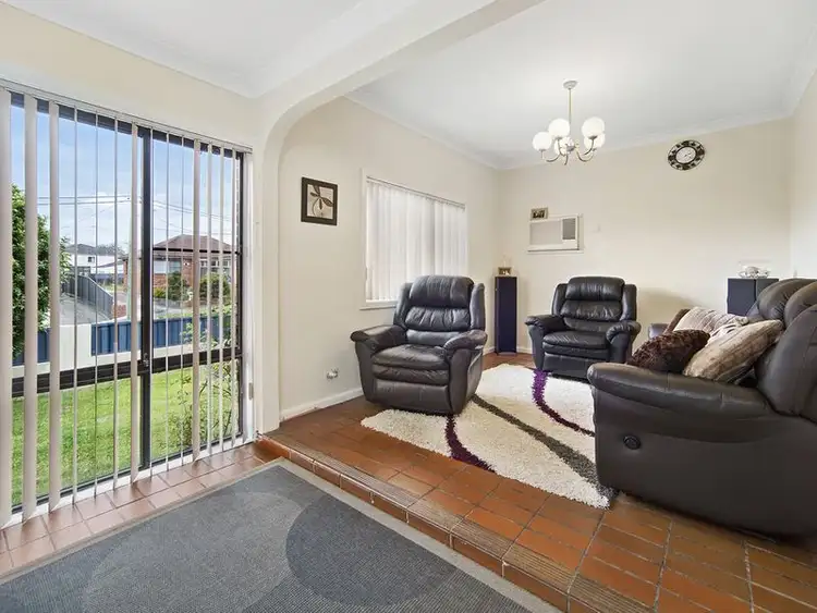 Fourth view of Homely house listing, 10 Eyre Street, Chifley NSW 2036
