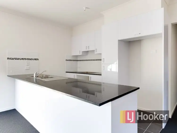 Fourth view of Homely house listing, 31 Havana Parade, Pakenham VIC 3810