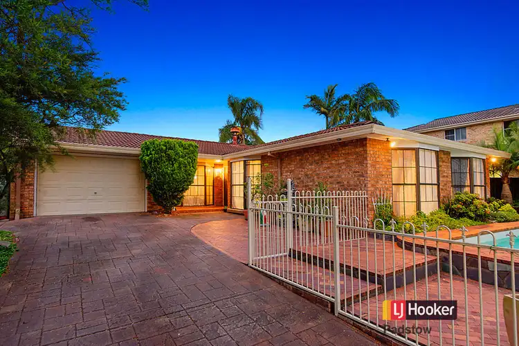 72 Hall Drive, Menai NSW 2234