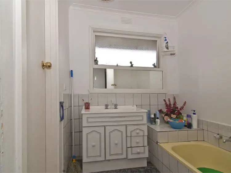 Sixth view of Homely house listing, 12 Marna Court, Noble Park VIC 3174