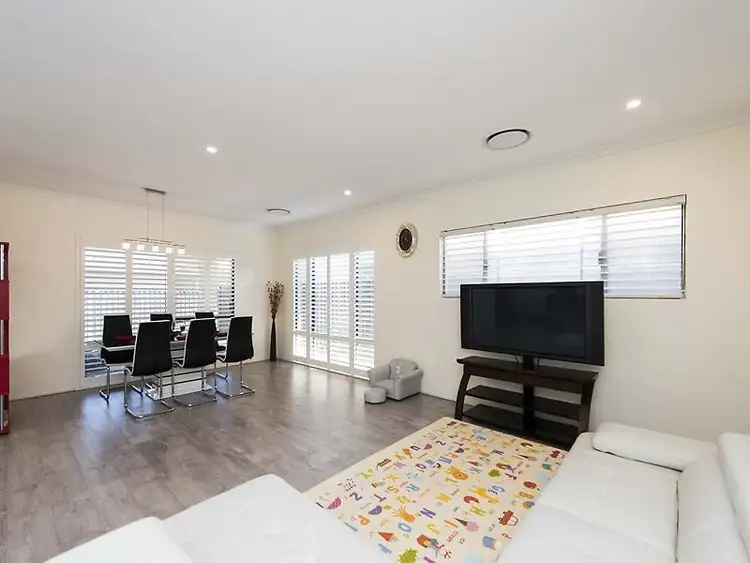 Fourth view of Homely house listing, 5 Vienta Street, Aveley WA 6069