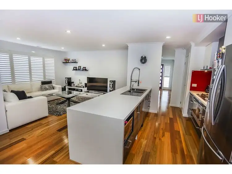 Sixth view of Homely house listing, 17 Allerton Way, Roxburgh Park VIC 3064