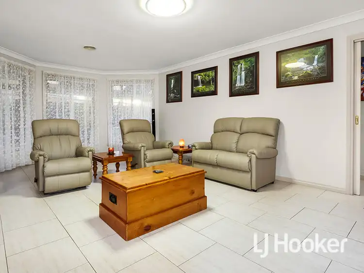 Third view of Homely house listing, 8 Monivae Court, Seabrook VIC 3028