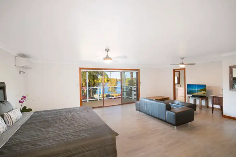 Fifth view of Homely house listing, 4 Nioka Road, Narrabeen NSW 2101