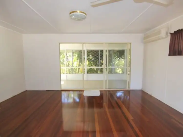 Sixth view of Homely house listing, 18 Old Airport Drive, Emerald QLD 4720