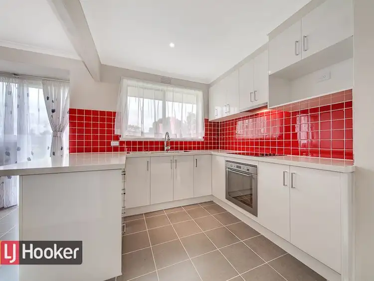 Sixth view of Homely house listing, 9 CARLYON CRT, Springvale VIC 3171