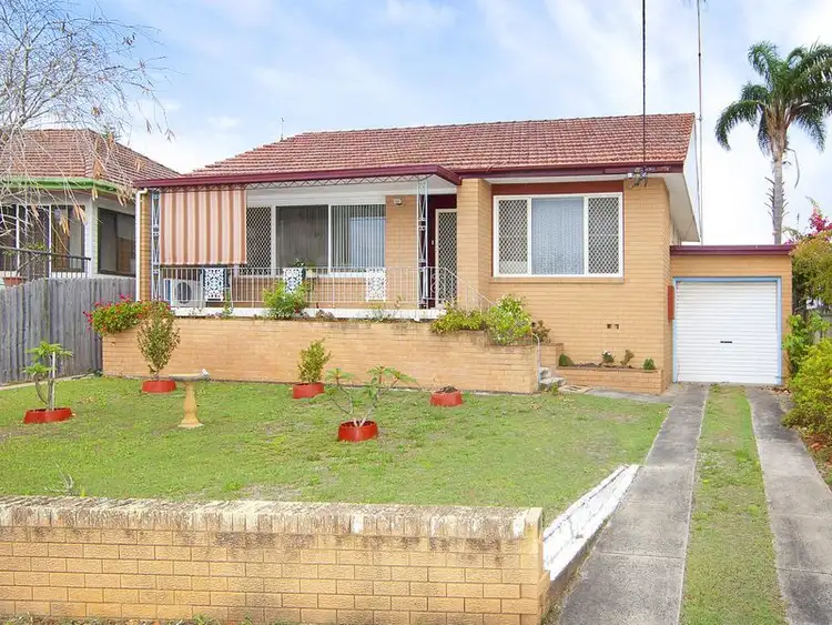 31 Warrigal Street, The Entrance NSW 2261