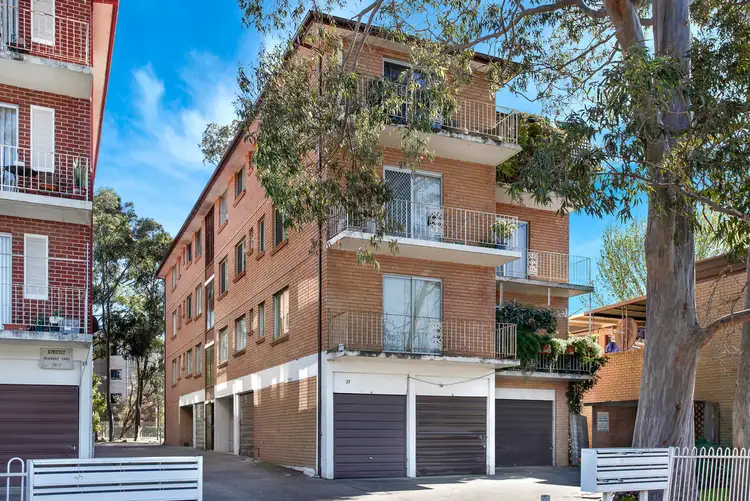 7/33 Carramar Avenue, Carramar NSW 2163