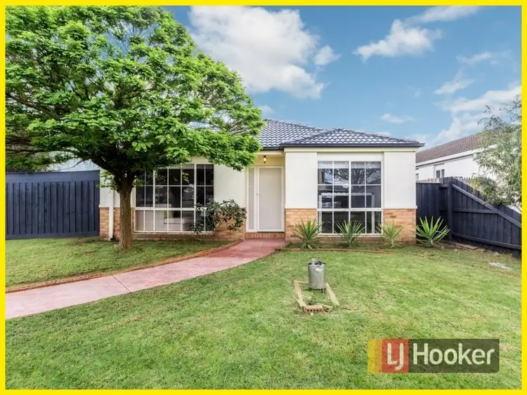 50 Kershaw Drive, Narre Warren South VIC 3805