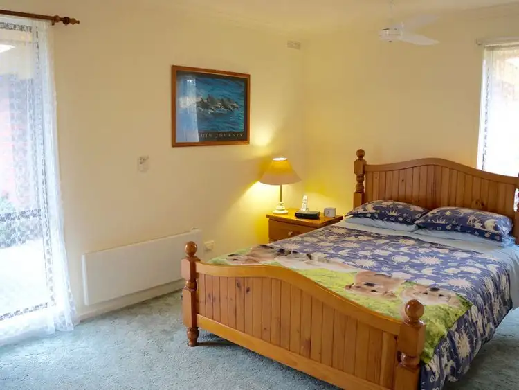 Sixth view of Homely house listing, 1/4 Oak Street, Sale VIC 3850