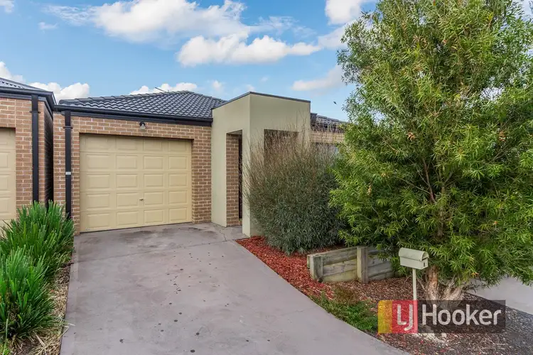 8/103 Army Road, Pakenham VIC 3810