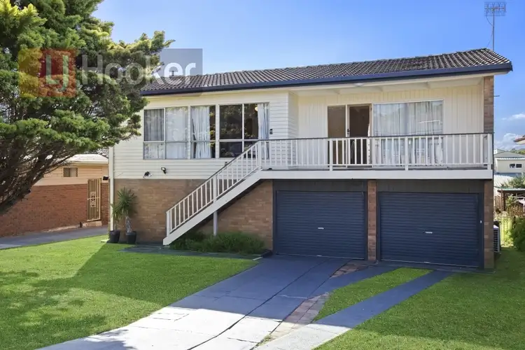 7 Hillcrest Avenue, Bateau Bay NSW 2261