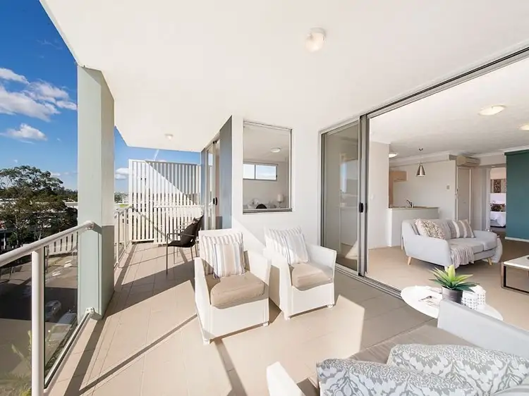 16/16 Grosvenor Road, Indooroopilly QLD 4068
