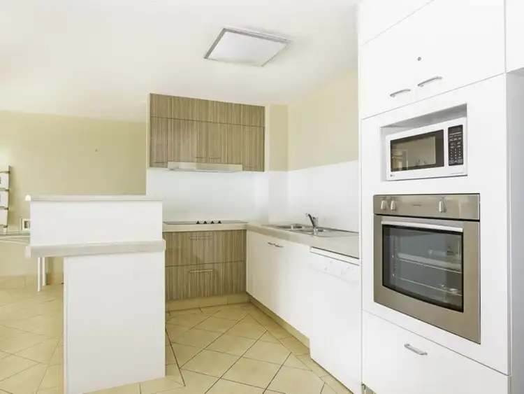 Sixth view of Homely unit listing, 3B/828 Pacific Parade, Currumbin QLD 4223