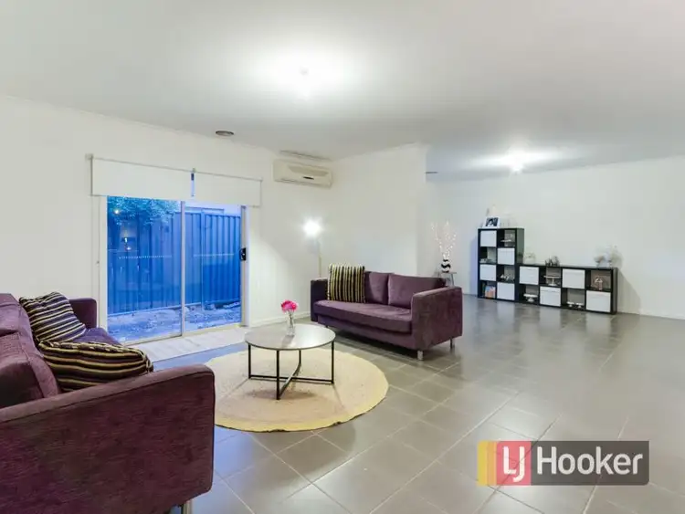 Fourth view of Homely house listing, 3 Cerbera Bend, Cranbourne North VIC 3977