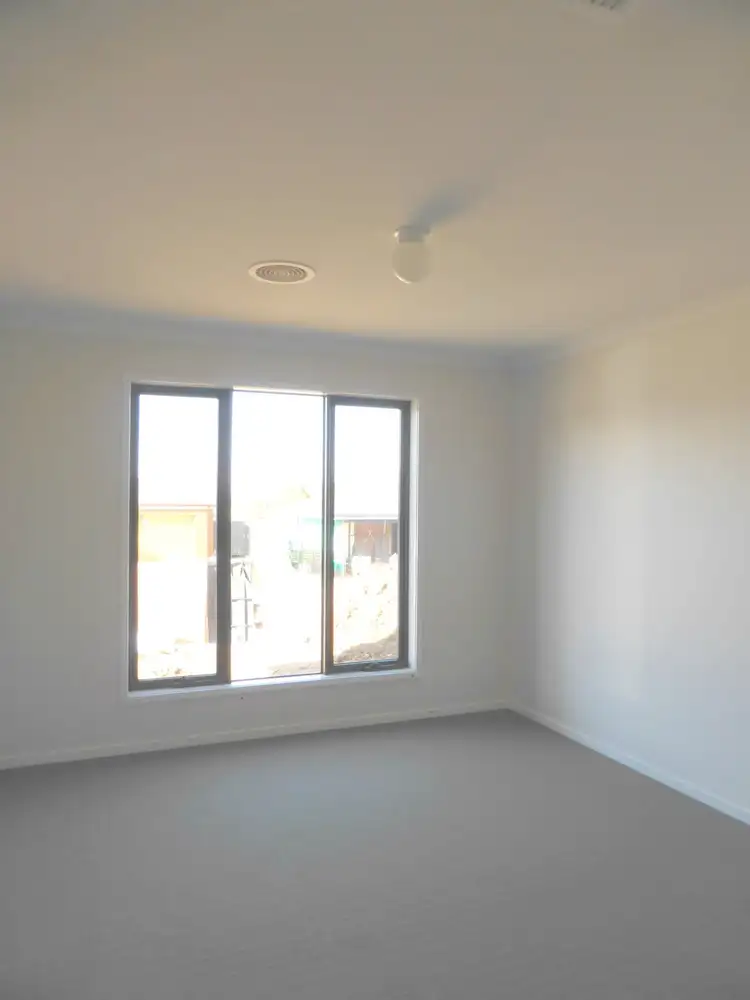 Fifth view of Homely house listing, 15 Pioneer Place, Thurgoona NSW 2640