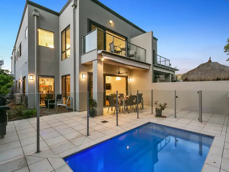 6B Vespa Crescent, Surfers Paradise QLD 4217