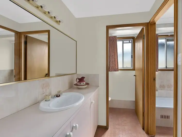 Sixth view of Homely house listing, 32 Gregory Street, Berkeley Vale NSW 2261