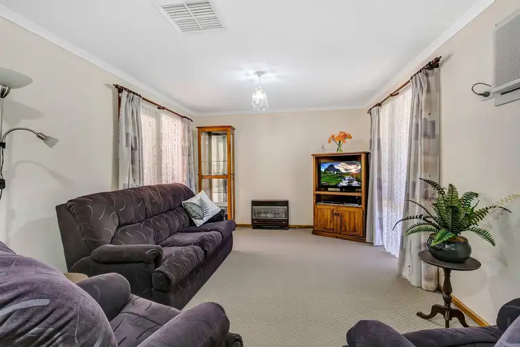 Second view of Homely house listing, 5 Colleen Court, Para Vista SA 5093