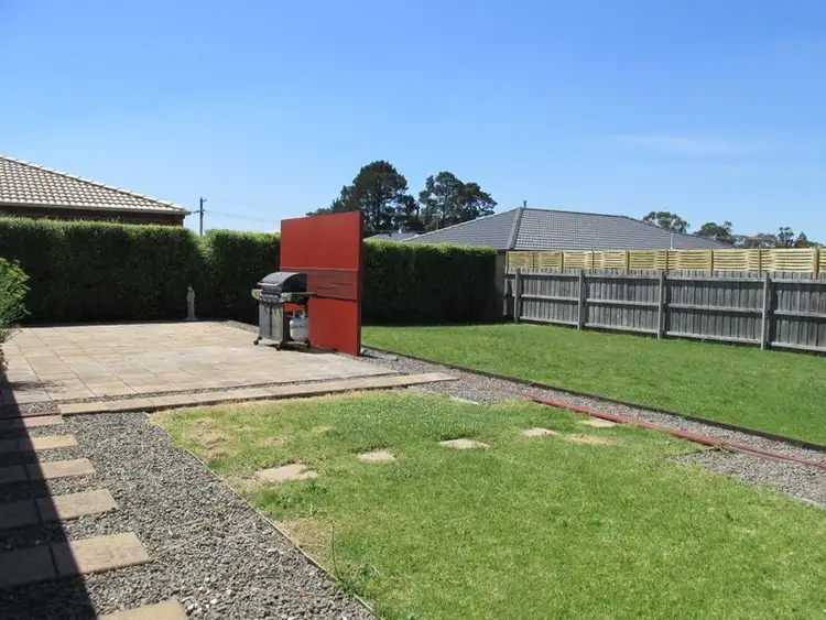 Second view of Homely house listing, 4 Georgia Court, Bairnsdale VIC 3875
