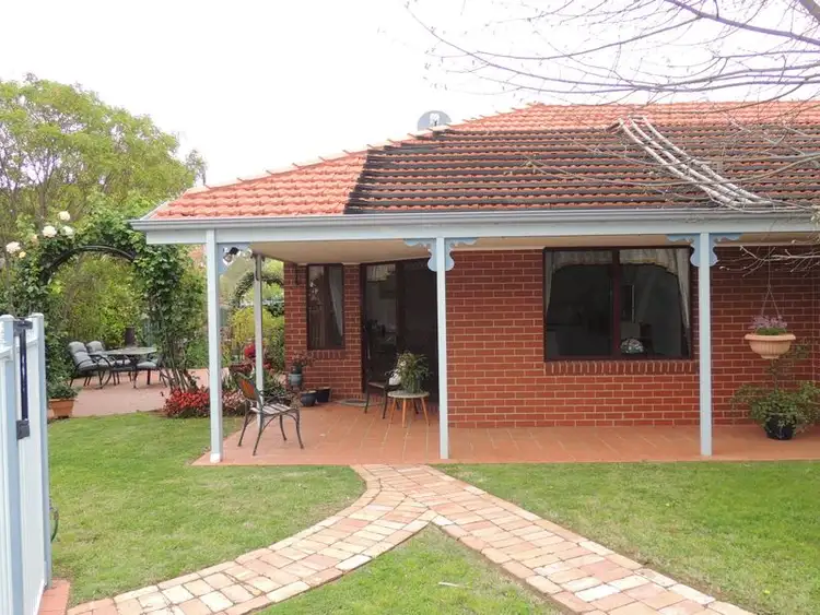 Fifth view of Homely house listing, 10 Goldfinch Court, Murray Downs NSW 3585