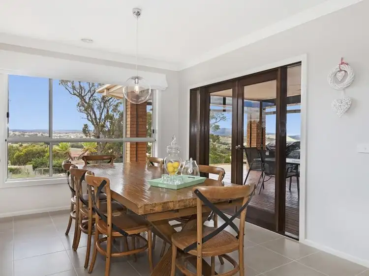 Fourth view of Homely house listing, 4 Cortona Close, Hidden Valley VIC 3756
