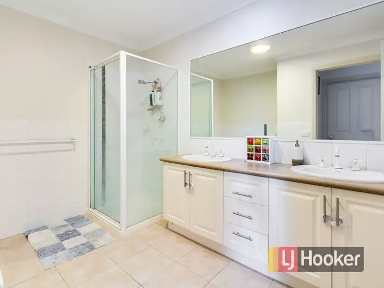 Sixth view of Homely townhouse listing, 1/84 Heatherton Road, Endeavour Hills VIC 3802