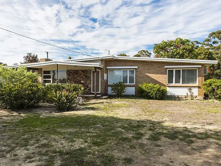 17 Hume Road, High Wycombe WA 6057