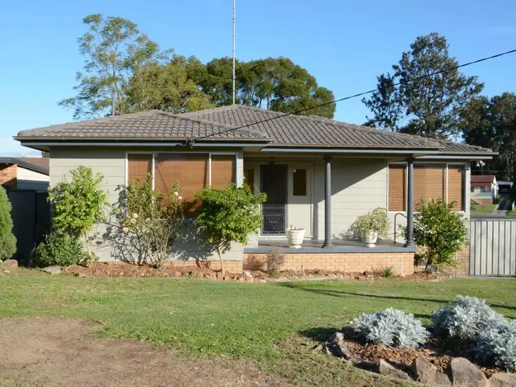 11 Fahey Street, Rutherford NSW 2320