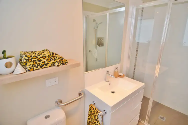 Sixth view of Homely unit listing, Unit 5/9 Hoskins Avenue, Lithgow NSW 2790