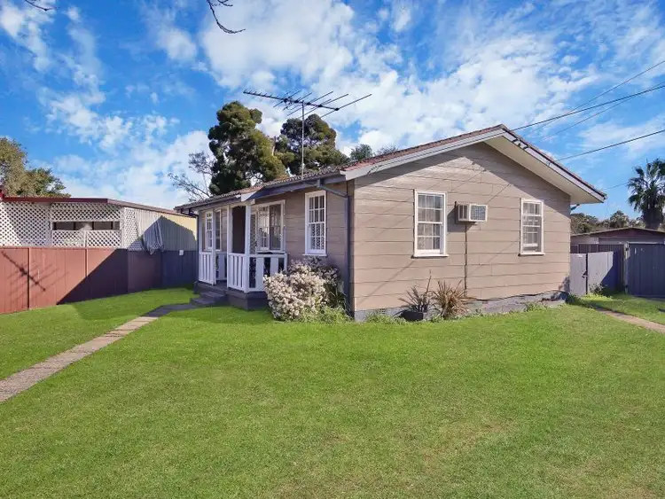 Main view of Homely house listing, 24 Tahiti Avenue, Lethbridge Park NSW 2770