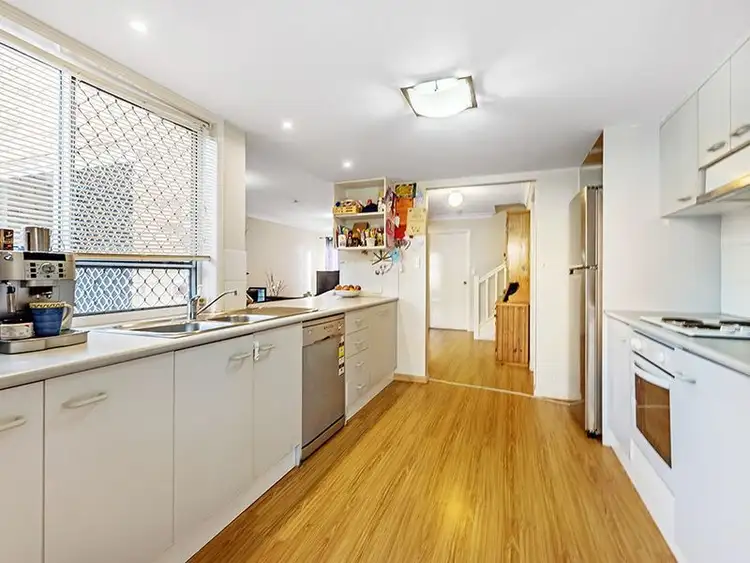 Fifth view of Homely unit listing, 2/258 Christine Avenue, Varsity Lakes QLD 4227