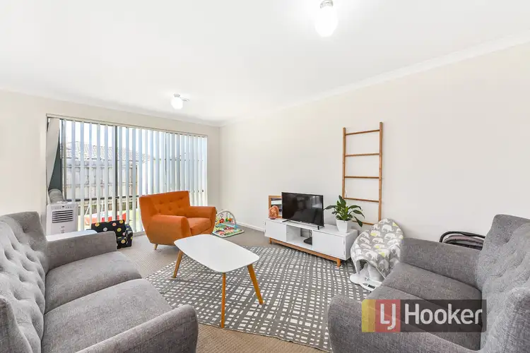 Fourth view of Homely house listing, 19 Shakespeare Court, Drouin VIC 3818