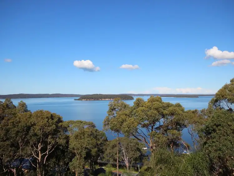 49 Lakeview Road, Wangi Wangi NSW 2267
