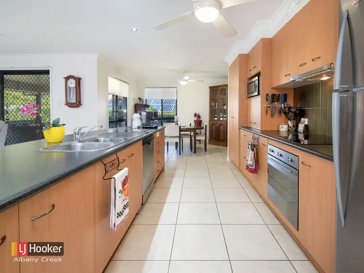 Fifth view of Homely house listing, 10 Diorama Court, Eatons Hill QLD 4037