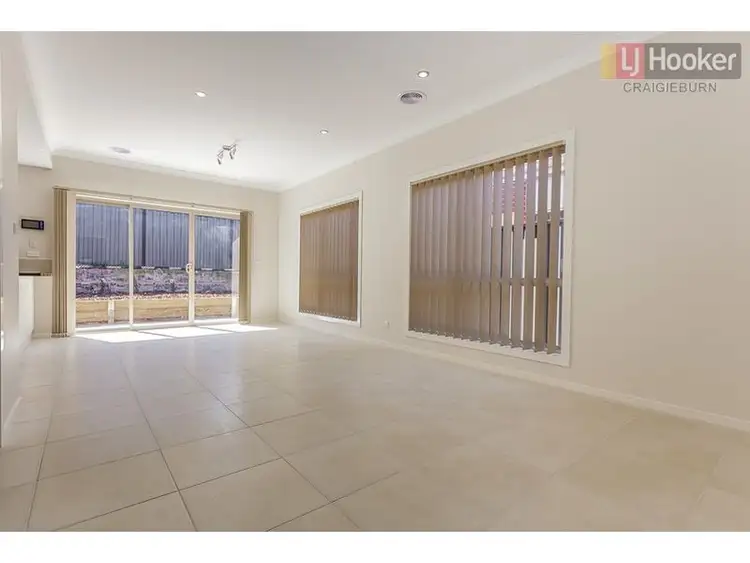 Seventh view of Homely unit listing, 4a Koomba Cres, Roxburgh Park VIC 3064