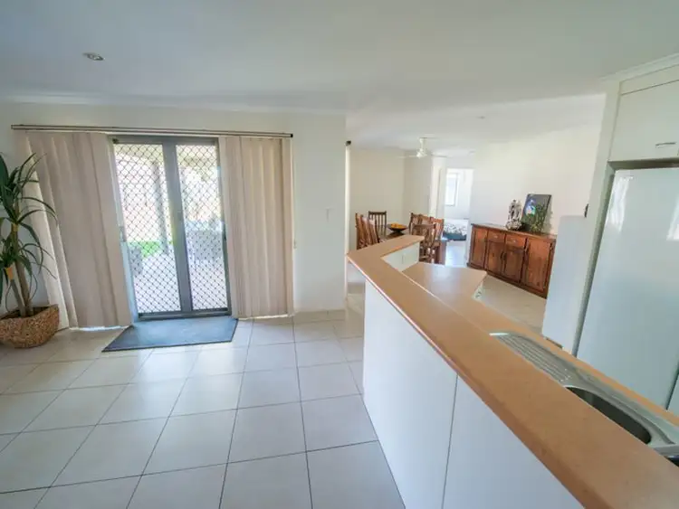 Sixth view of Homely house listing, 1 Paddington Court, Kalkie QLD 4670