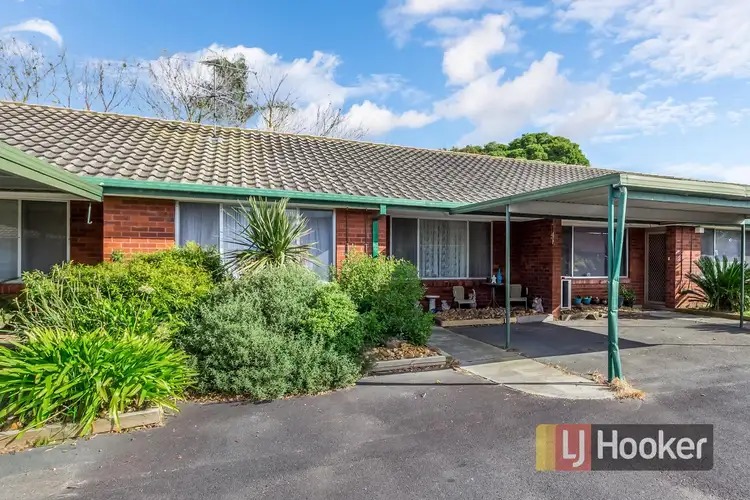 9/2-4 Charles Street, Pakenham VIC 3810